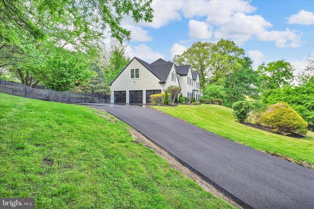 505 S HEILBRON DR, Media, PA 19063