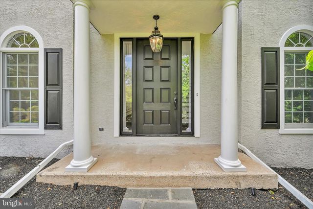 505 S HEILBRON DR, Media, PA 19063