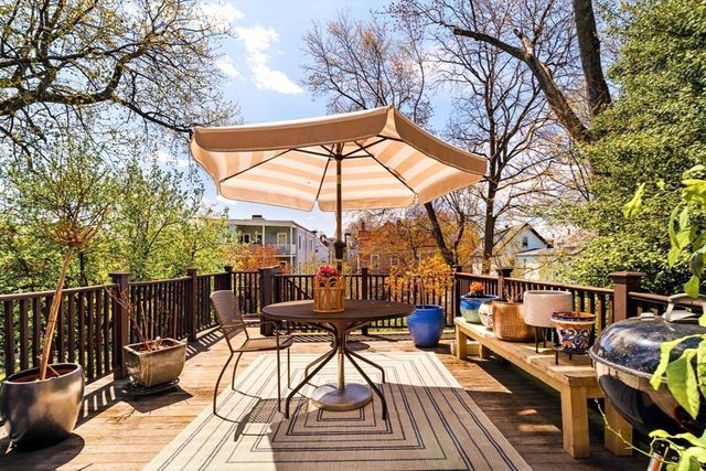 70 Oxford St, Somerville, MA 02143
