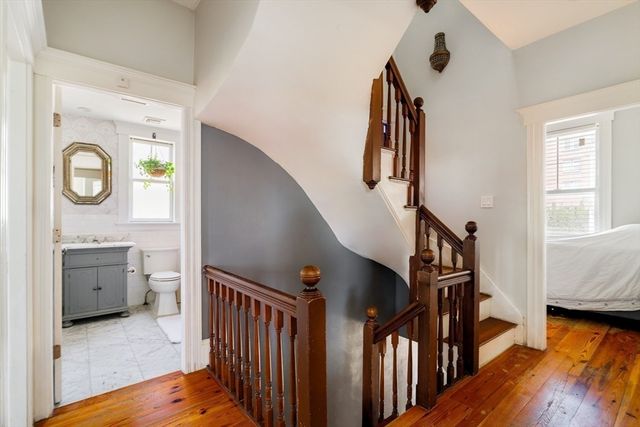 70 Oxford St, Somerville, MA 02143