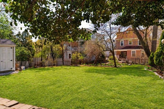 70 Oxford St, Somerville, MA 02143