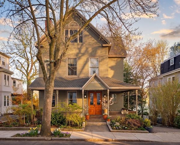70 Oxford St, Somerville, MA 02143