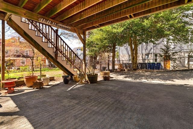 70 Oxford St, Somerville, MA 02143