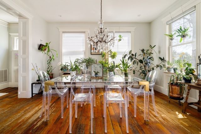 70 Oxford St, Somerville, MA 02143