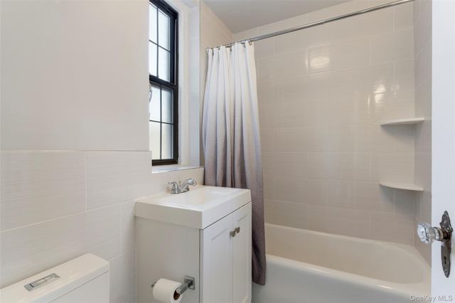 14 N Chatsworth Avenue 5M, Larchmont, NY 10538