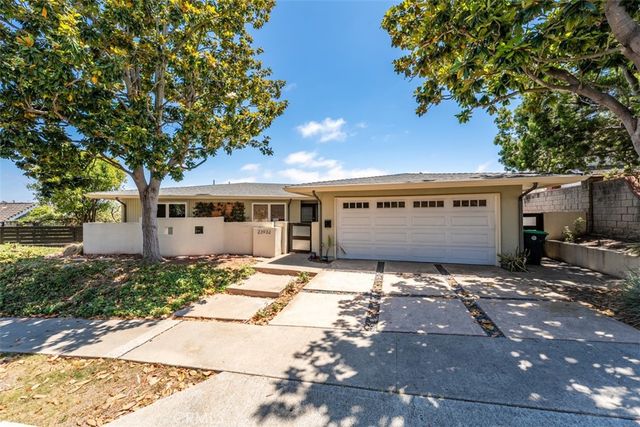 23932 Flores Avenue, Laguna Niguel, CA 92677