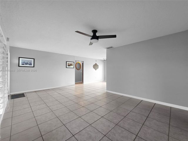11661 NW 31st Pl, Sunrise, FL 33323