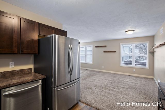 589 34th Street Sw, City Of Wyoming, MI 49509