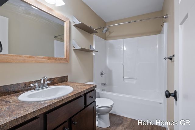 589 34th Street Sw, City Of Wyoming, MI 49509