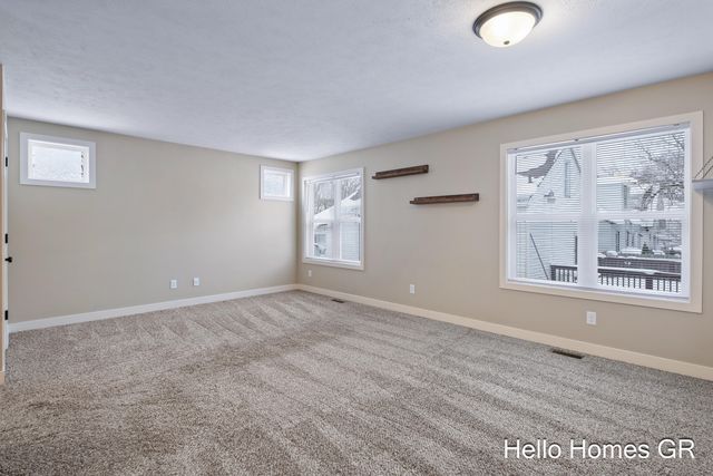 589 34th Street Sw, City Of Wyoming, MI 49509