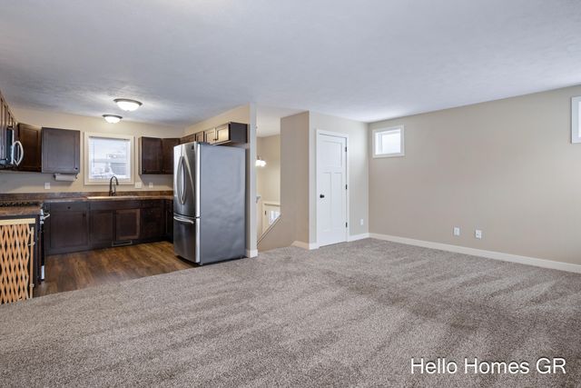 589 34th Street Sw, City Of Wyoming, MI 49509