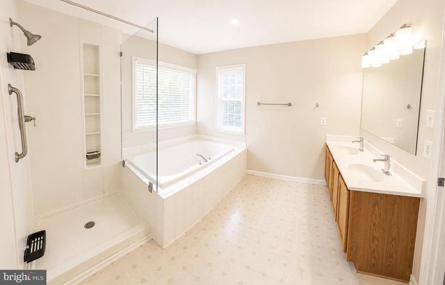 29 PALACE LN, Stafford, VA 22554