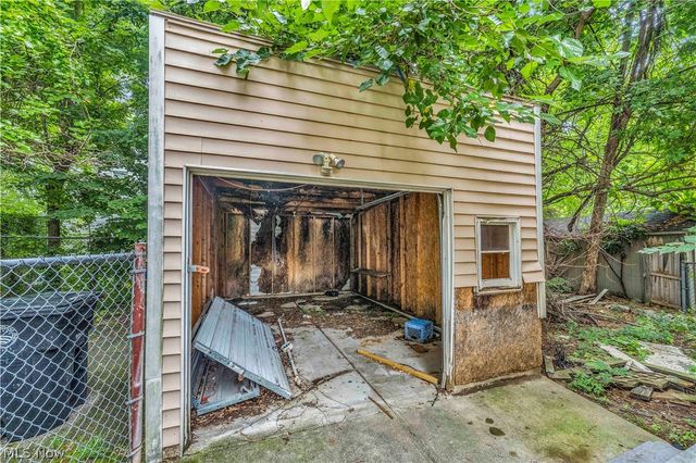 1418 E 95th Street, Cleveland, OH 44106