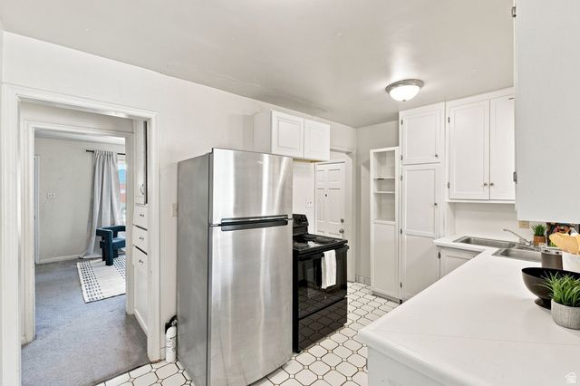 1418 S UTAHNA DR, Salt Lake City, UT 84104