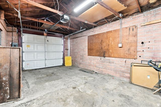 1418 S UTAHNA DR, Salt Lake City, UT 84104