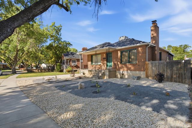 1418 S UTAHNA DR, Salt Lake City, UT 84104