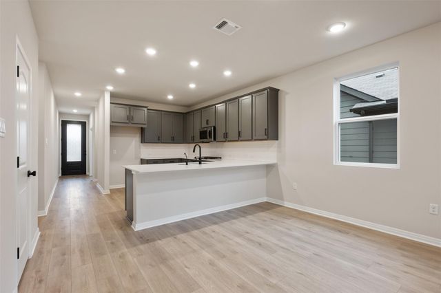 727 Palo Brea LOOP, Hutto, TX 78634