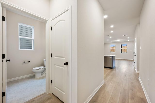 727 Palo Brea LOOP, Hutto, TX 78634