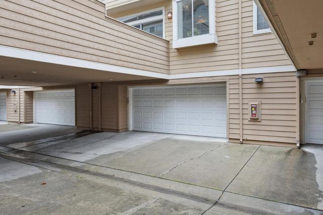 1148 La Rochelle Terrace F, Sunnyvale, CA 94089