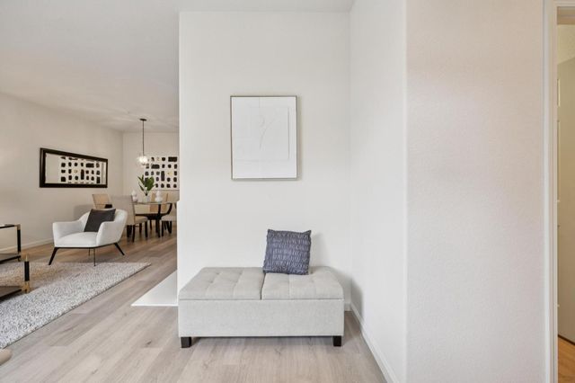 1148 La Rochelle Terrace F, Sunnyvale, CA 94089