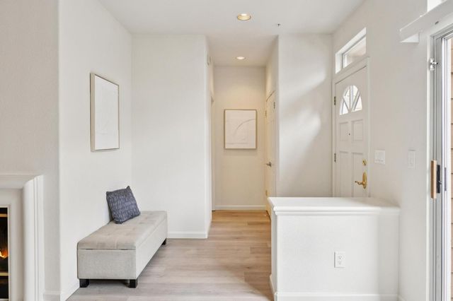 1148 La Rochelle Terrace F, Sunnyvale, CA 94089