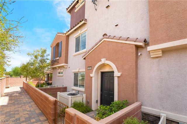 9908 Sable Point Street, Las Vegas, NV 89178