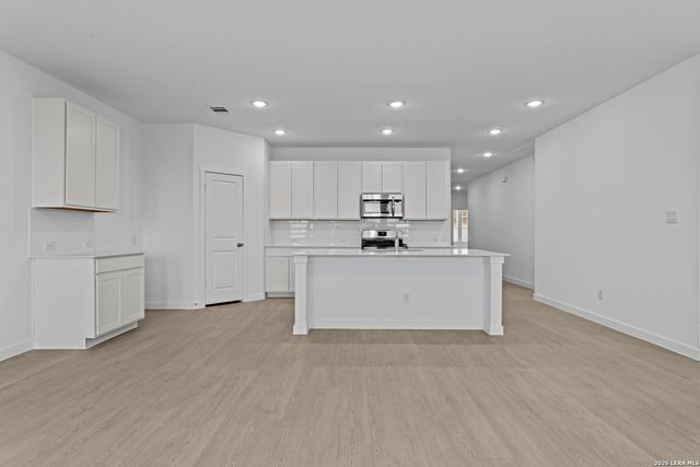 4998 Mission Tejas Road, Marion, TX 78124