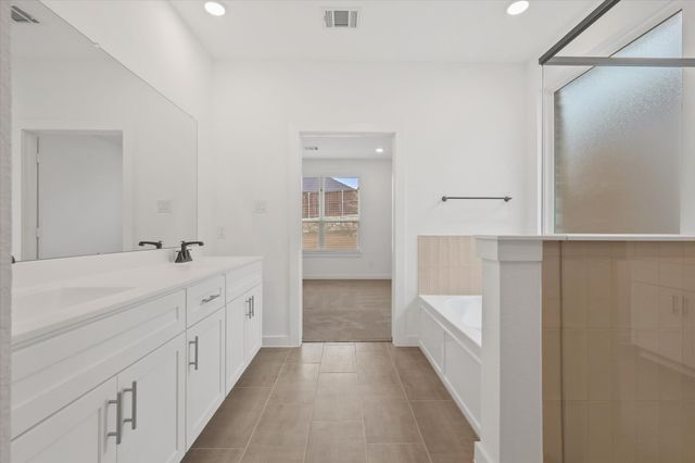 7136 Intrepid Drive, Fort Worth, TX 76179