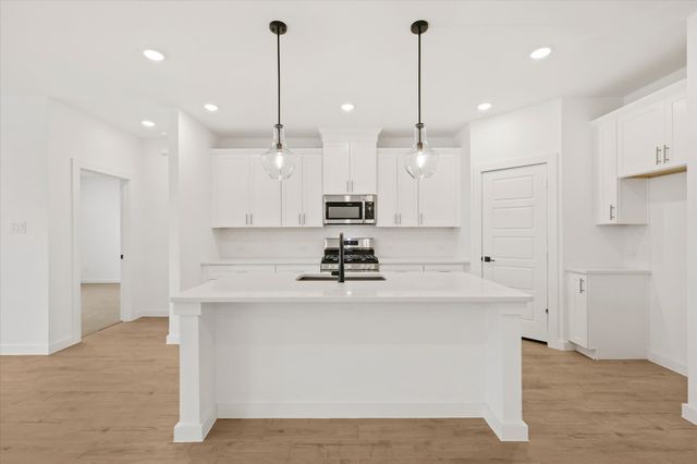 7136 Intrepid Drive, Fort Worth, TX 76179