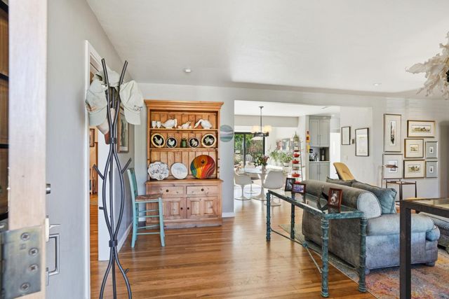 329 Stuart Avenue, Pacific Grove, CA 93950