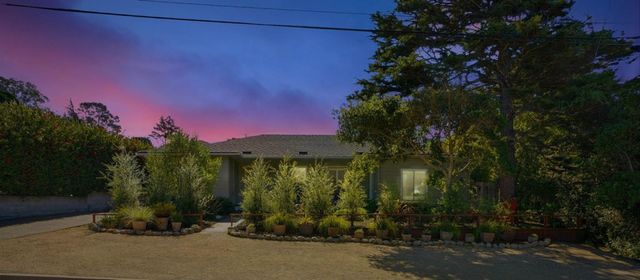 329 Stuart Avenue, Pacific Grove, CA 93950