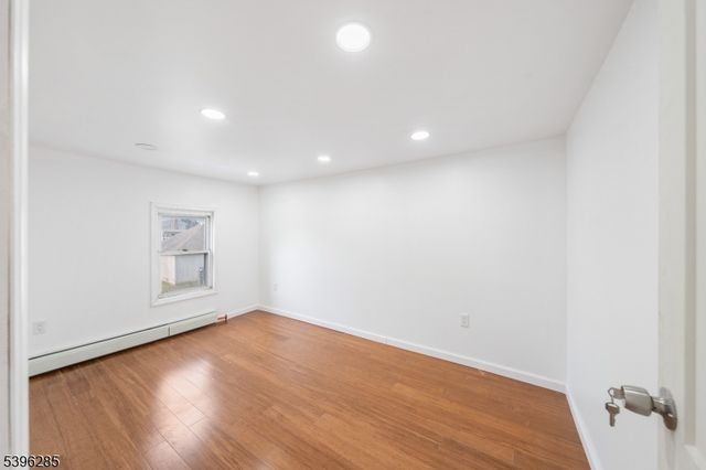 45 Mechanic St, Washington Boro, NJ 07882