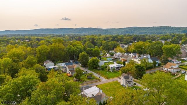 45 Mechanic St, Washington Boro, NJ 07882