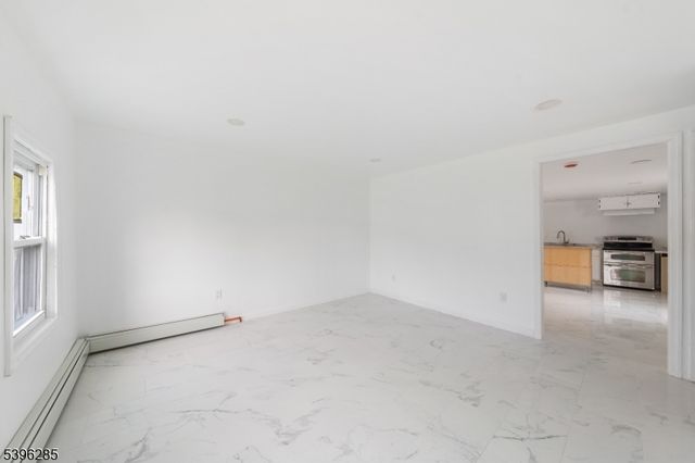 45 Mechanic St, Washington Boro, NJ 07882