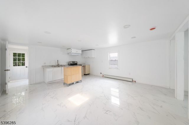 45 Mechanic St, Washington Boro, NJ 07882