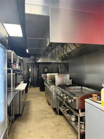 9610 PINES BLVD, Pembroke Pines, FL 33024