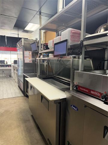 9610 PINES BLVD, Pembroke Pines, FL 33024