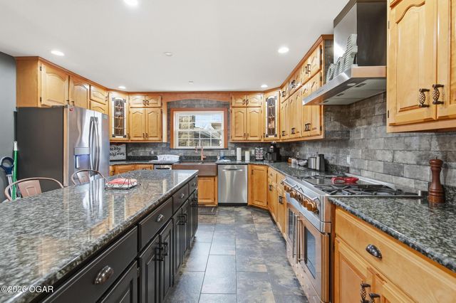 1710 S Joplin Avenue, Joplin, MO 64804