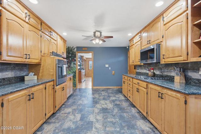 1710 S Joplin Avenue, Joplin, MO 64804