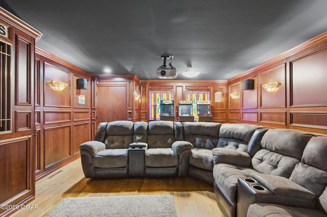 1710 S Joplin Avenue, Joplin, MO 64804