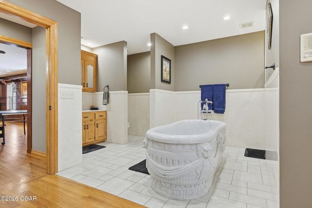 1710 S Joplin Avenue, Joplin, MO 64804