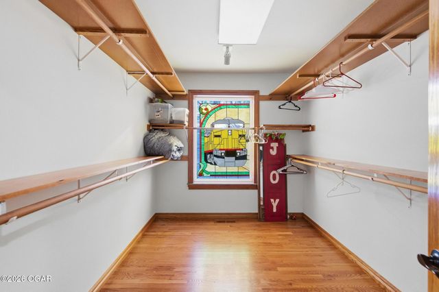 1710 S Joplin Avenue, Joplin, MO 64804