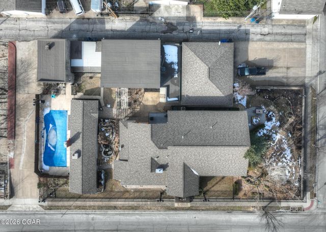 1710 S Joplin Avenue, Joplin, MO 64804