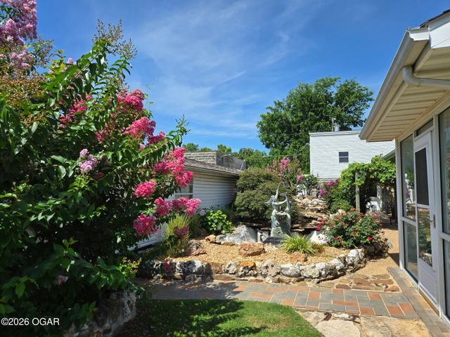 1710 S Joplin Avenue, Joplin, MO 64804