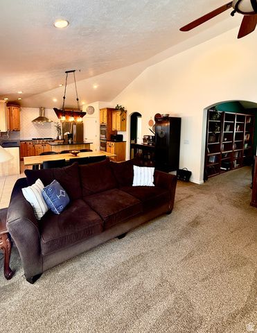 5113 W BUCKEYE VIEW WAY, Riverton, UT 84096