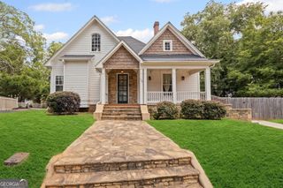 124 E Broad Street, Newnan, GA 30263