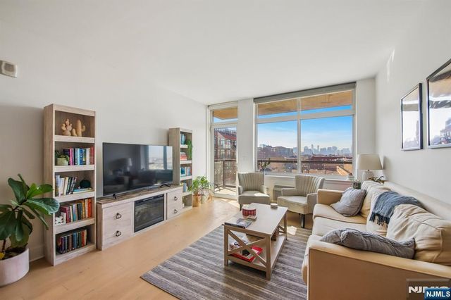 1400 Hudson Street 805, Hoboken, NJ 07030