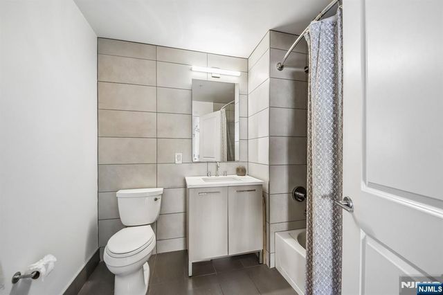 1400 Hudson Street 805, Hoboken, NJ 07030