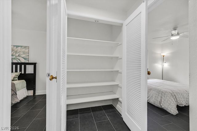 4516 East Flamingo Road, Las Vegas, NV 89121