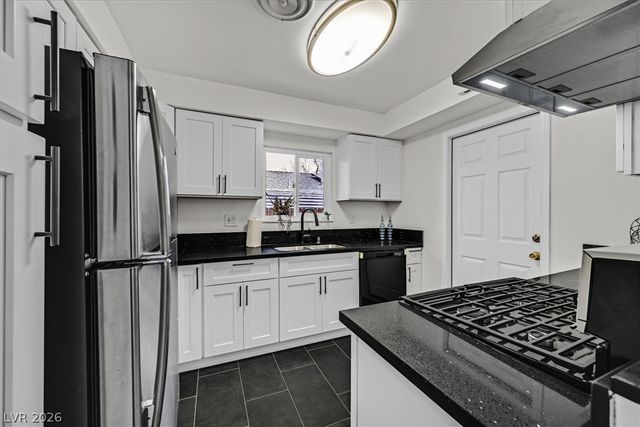 4516 East Flamingo Road, Las Vegas, NV 89121